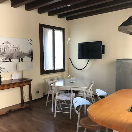 Dimora Cecilia, Nel Cuore Della Citta *